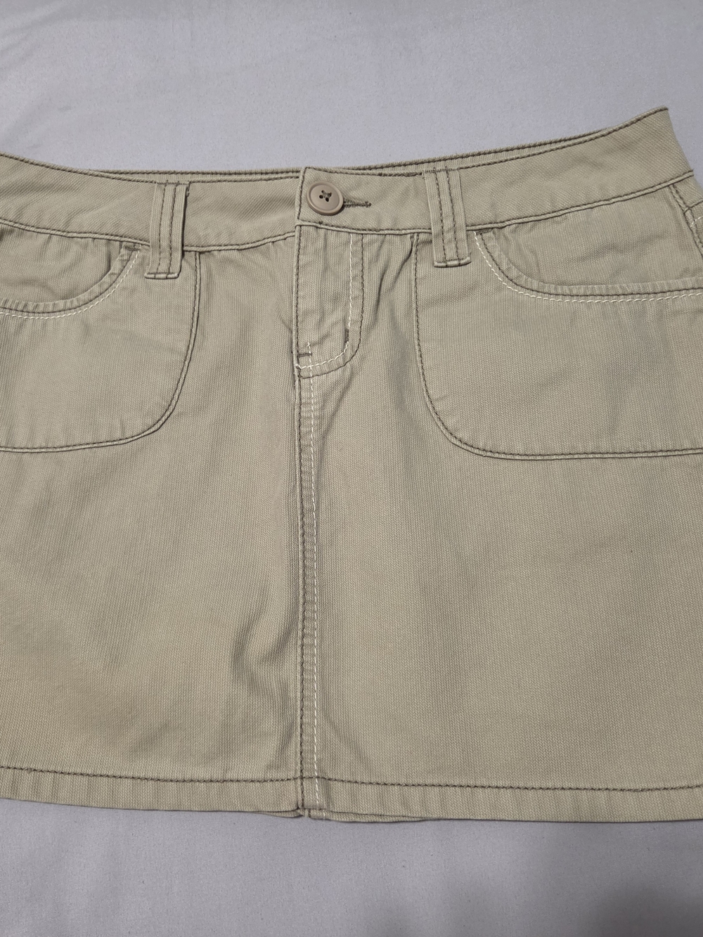 Wear It Declare It - Cream Mini Skirt with Front Pockets 100% Cotton